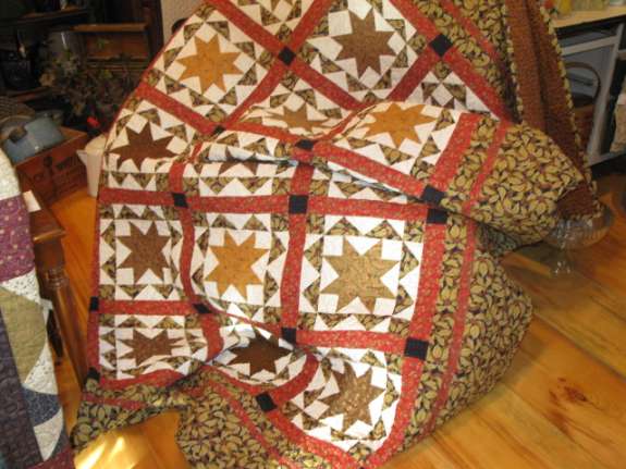 Star Queen Quilt. 106
